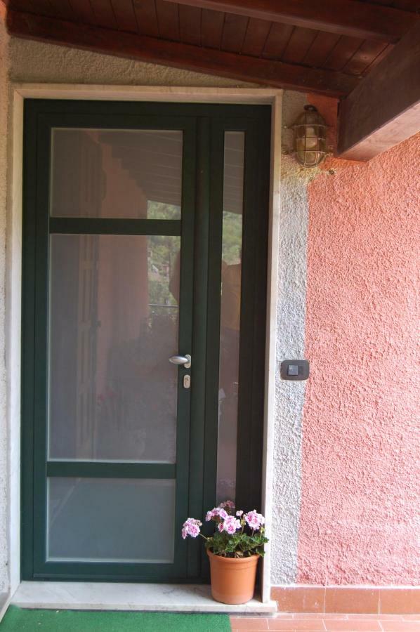 La Torretta Apartment Beverino Exterior photo